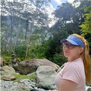 Profesora de licenciatura en lengua castellana, capacitada para brindar clases tanto de gramática como literatura. Emprendedora, activa, dinámica y con muchas ganas de enseñar!